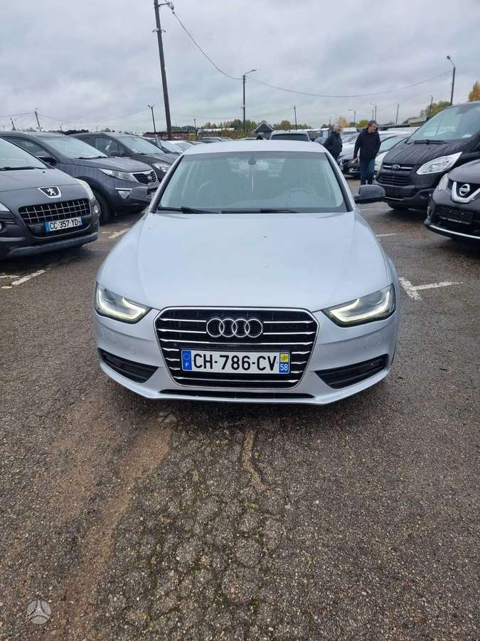 Audi A4, 2.0 l., Седан