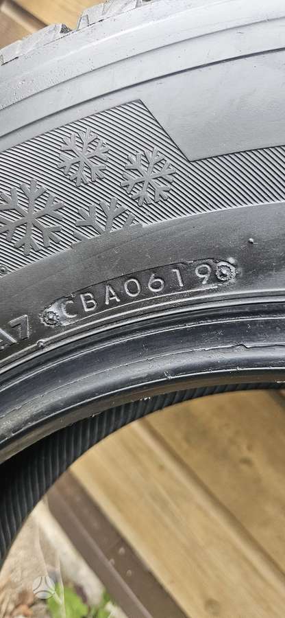 Bridgestone Blizzak, зимние 235/65 R16