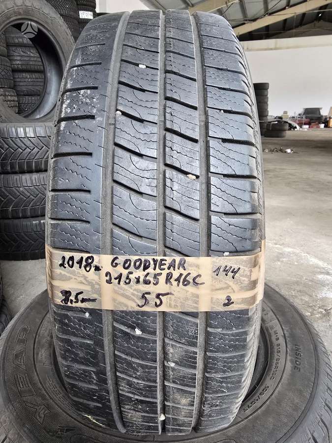 Goodyear, зимние 215/65 R16