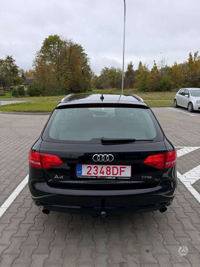Audi A4, 1.8 l., Универсал
