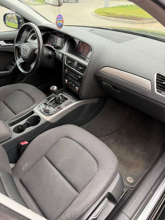 Audi A4, 1.8 l., Универсал