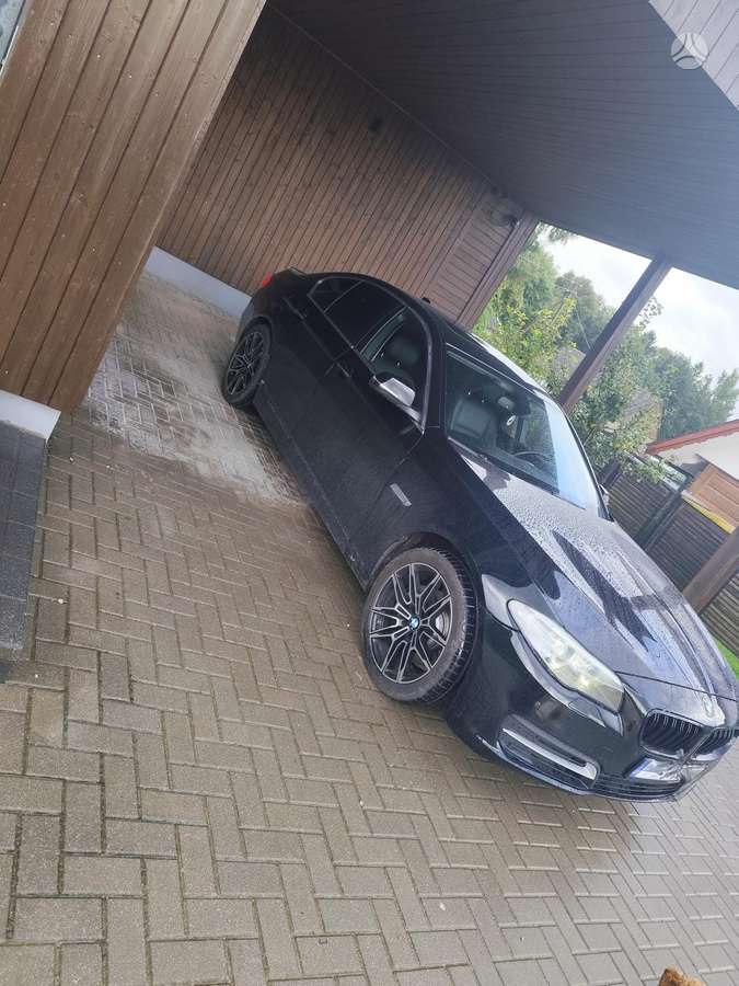 BMW 528, 2.0 l., Седан
