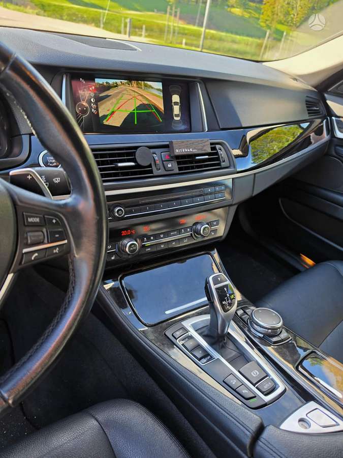 BMW 528, 2.0 l., Седан