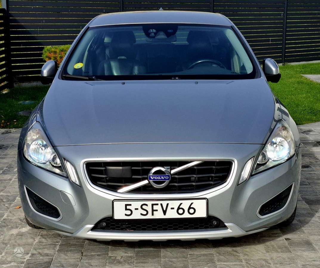 Volvo V60, 2.0 l., Универсал