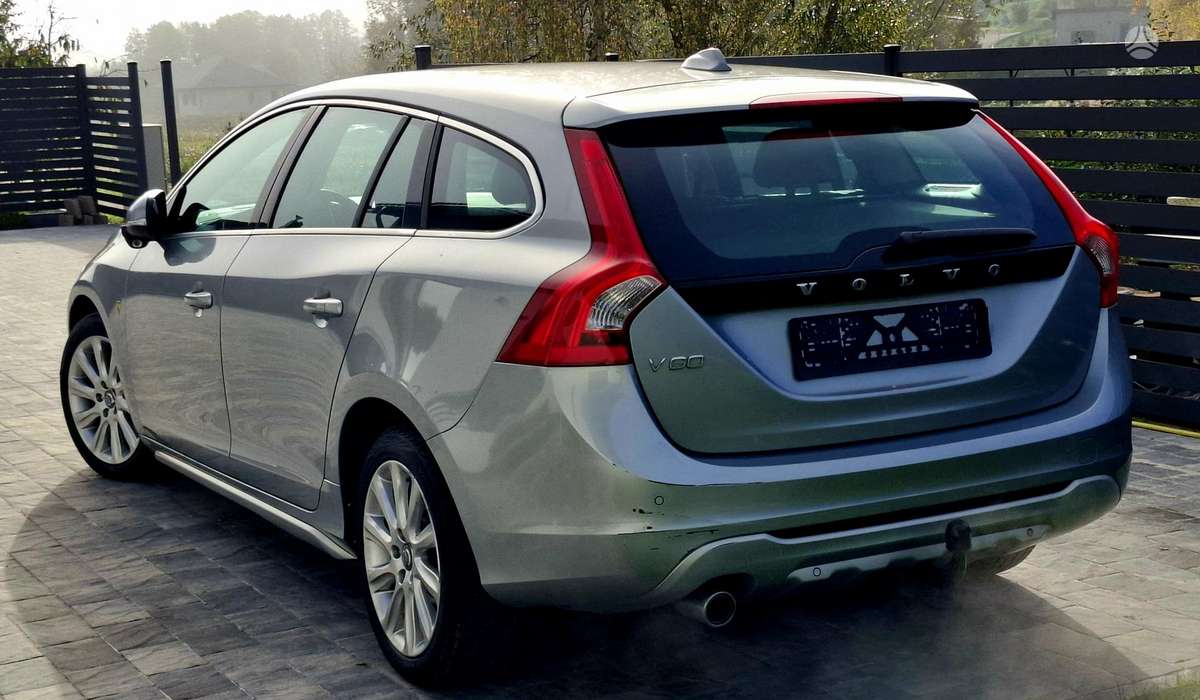 Volvo V60, 2.0 l., Универсал