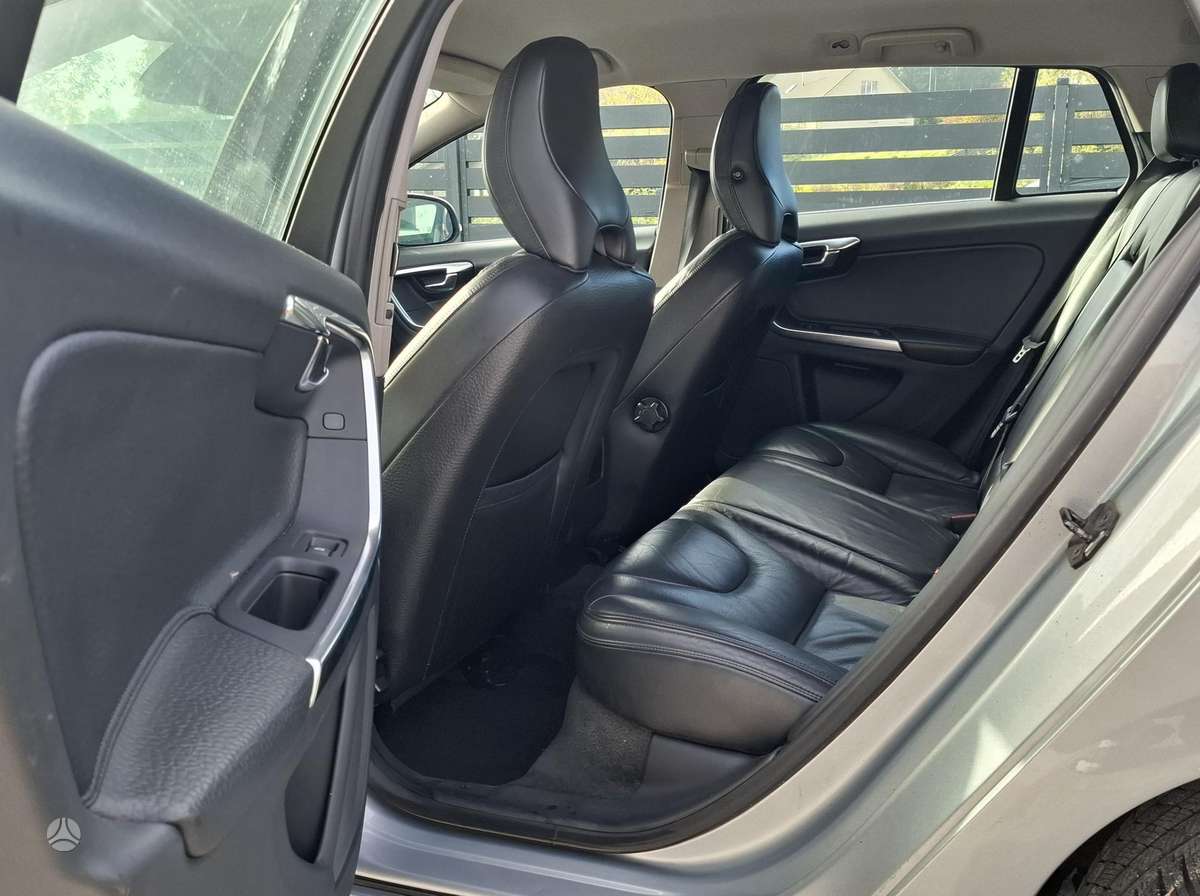 Volvo V60, 2.0 l., Универсал