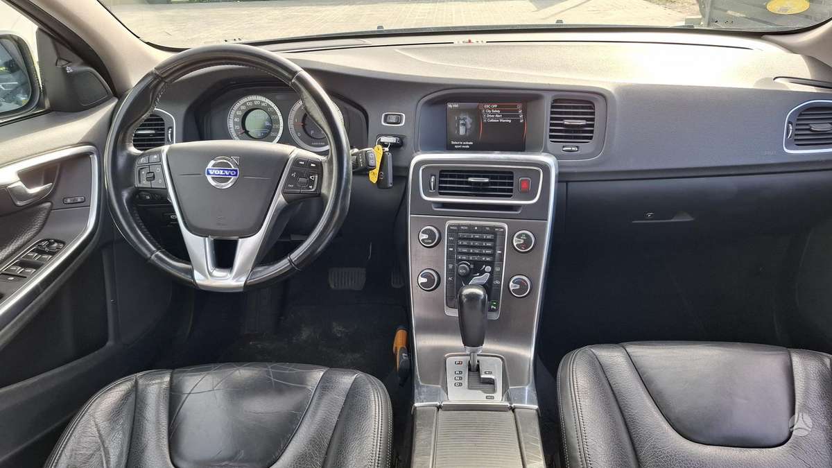 Volvo V60, 2.0 l., Универсал