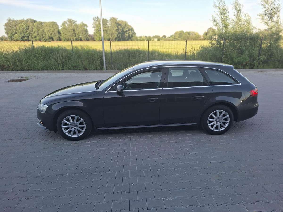 Audi A4, 2.0 l., Универсал