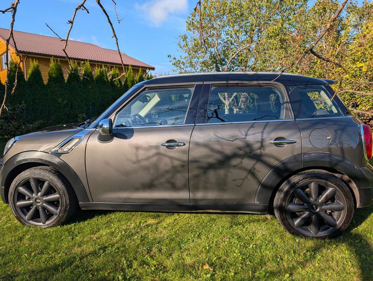 Mini Cooper SD, 2.0 l., off-road / crossover