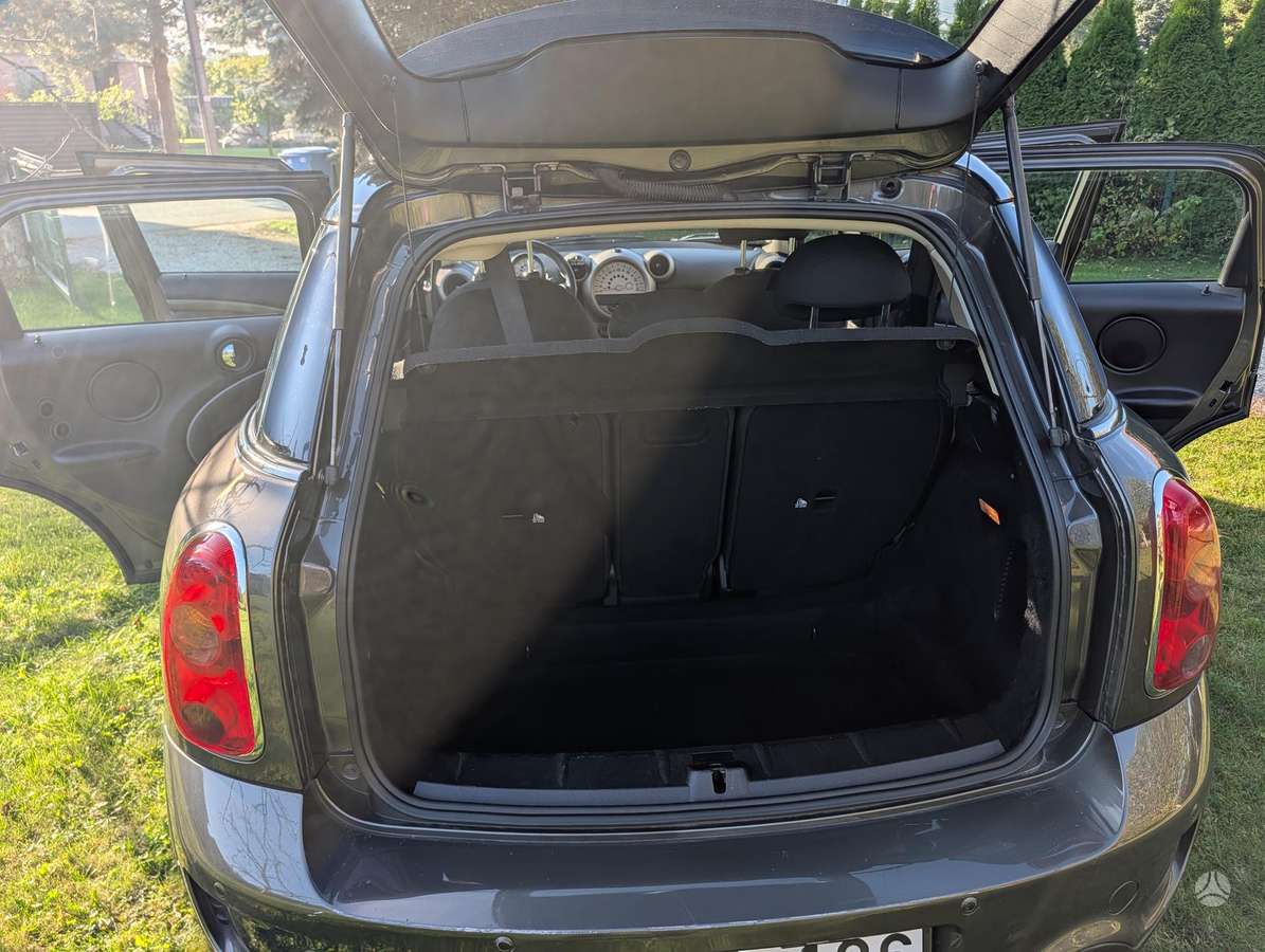 Mini Cooper SD, 2.0 l., off-road / crossover