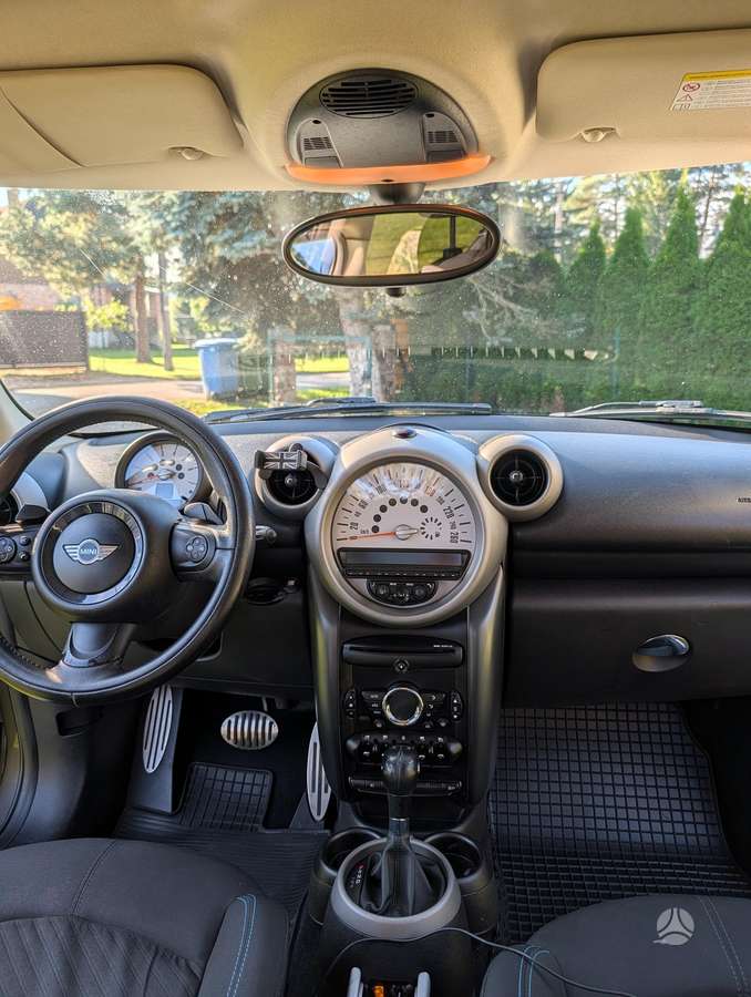 Mini Cooper SD, 2.0 l., off-road / crossover