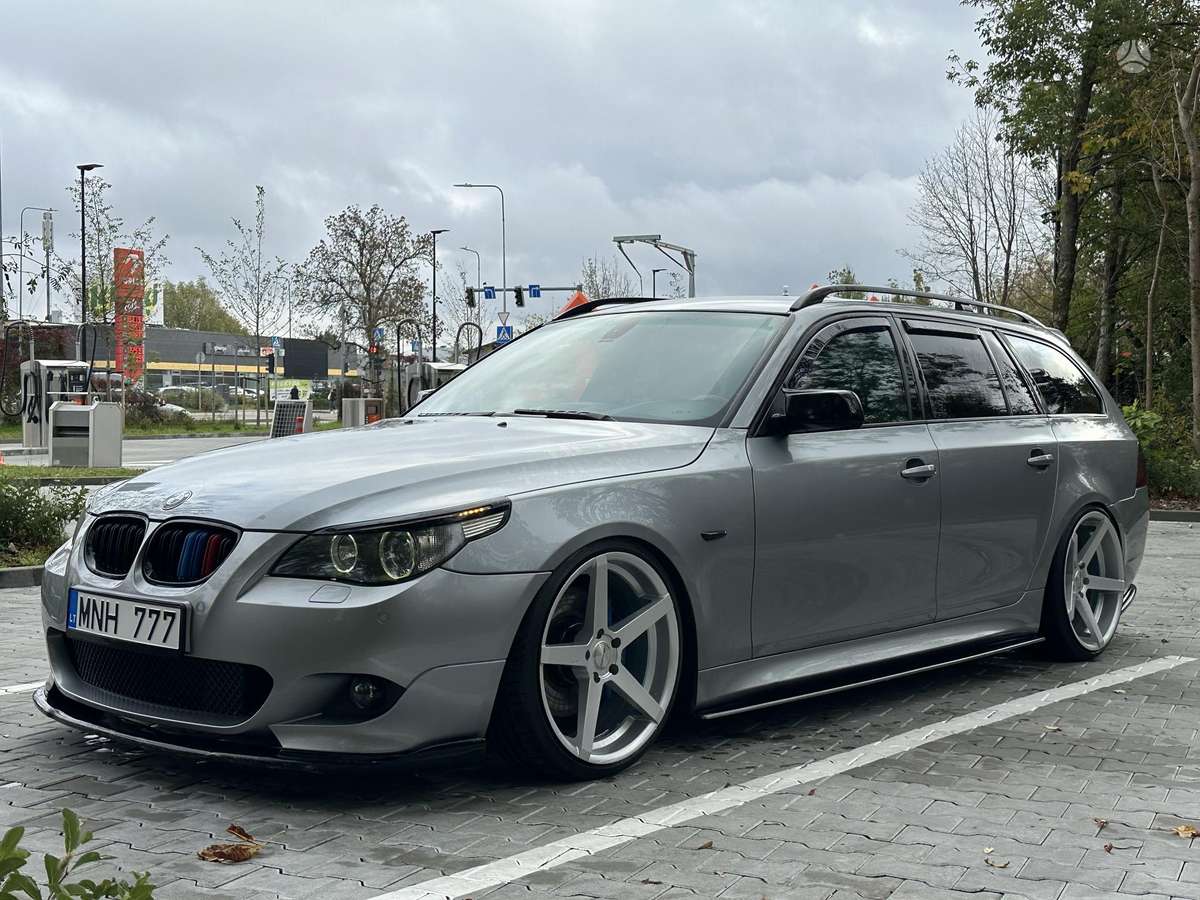 BMW 525, 2.5 l., Универсал