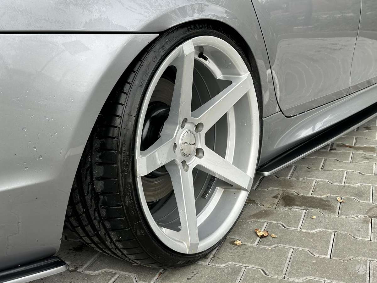 BMW 525, 2.5 l., universalas
