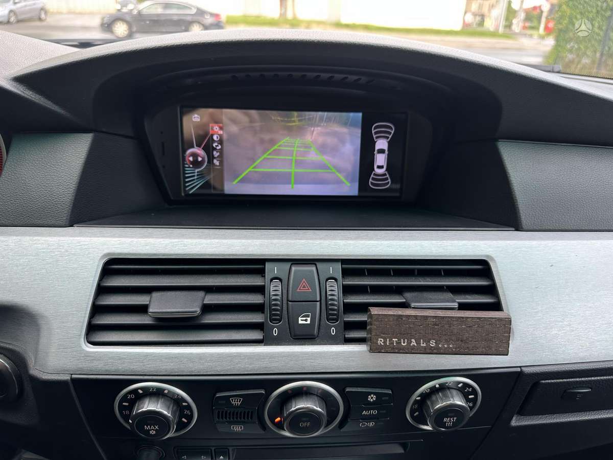 BMW 525, 2.5 l., wagon