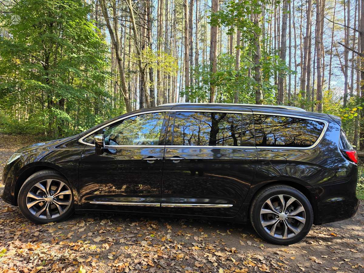 Chrysler Pacifica, 3.6 l., Универсал