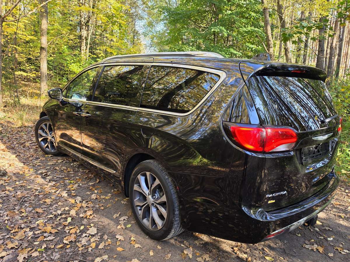 Chrysler Pacifica, 3.6 l., Универсал