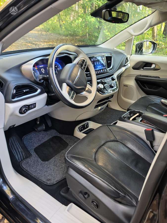 Chrysler Pacifica, 3.6 l., Универсал