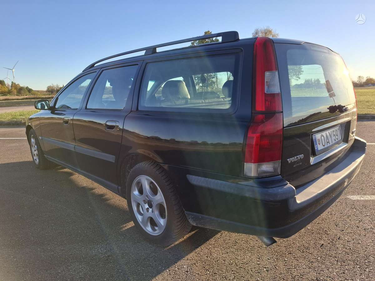 Volvo V70, 2.4 l., wagon