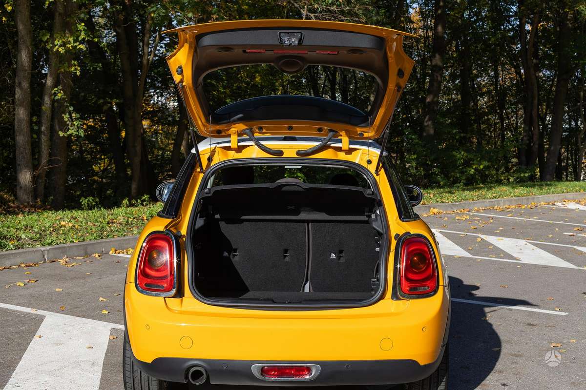 Mini Cooper, 1.5 l., Хэтчбек