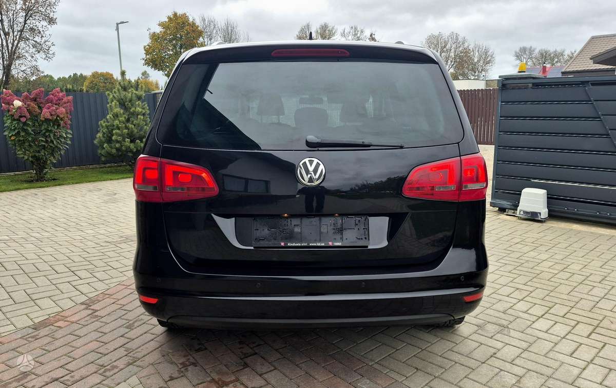 Volkswagen Sharan 2012 — photo 7