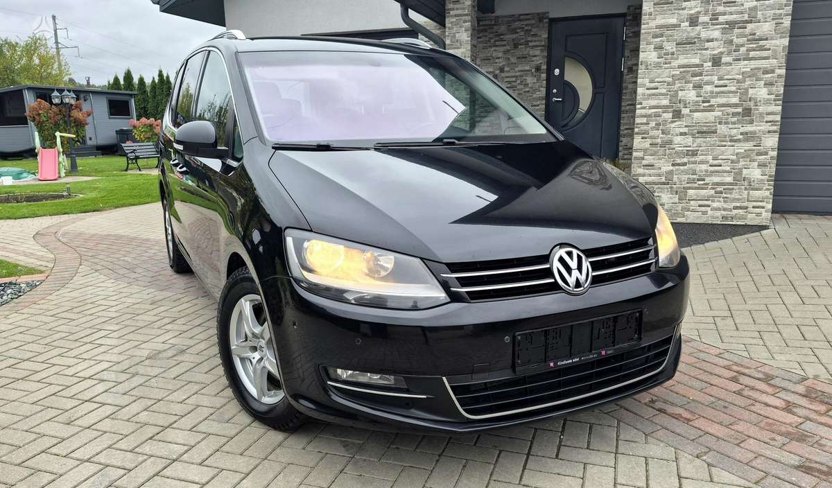 Volkswagen Sharan 2012 — photo 14