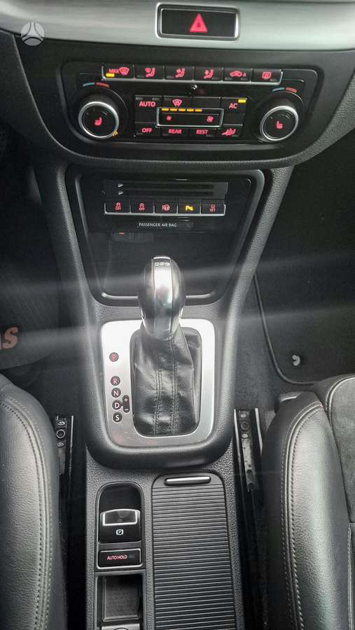 Volkswagen Sharan 2012 — photo 41