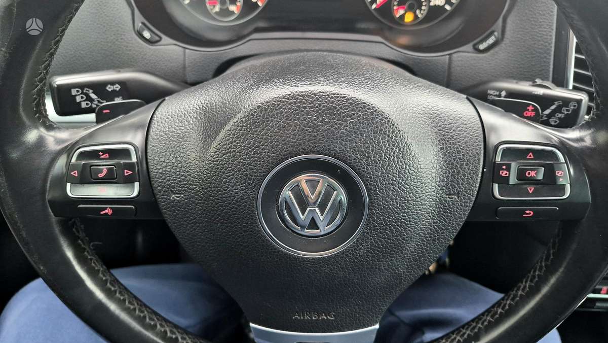 Volkswagen Sharan 2012 — photo 42