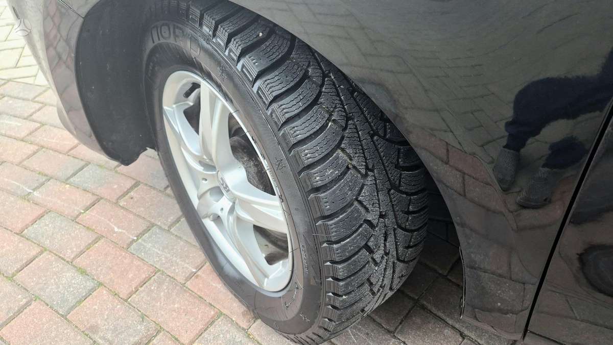 Volkswagen Sharan 2012 — photo 46