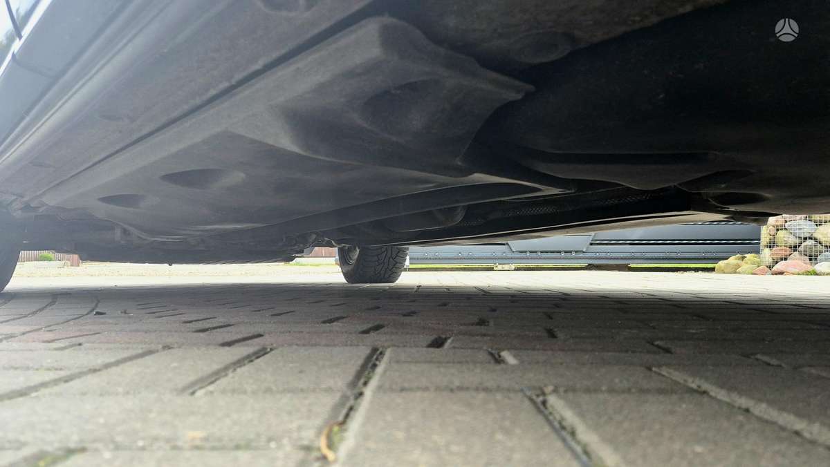 Volkswagen Sharan 2012 — photo 50