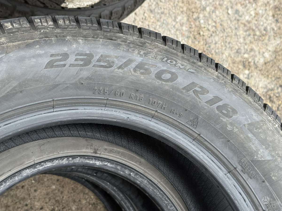 Pirelli ICE ZERO, зимние 235/60 R18