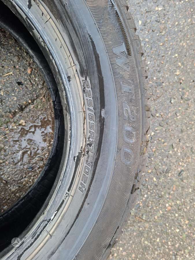 Sumitomo, зимние 225/65 R17