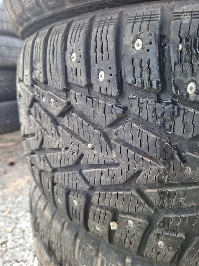 Nokian, winter 225/45 R18