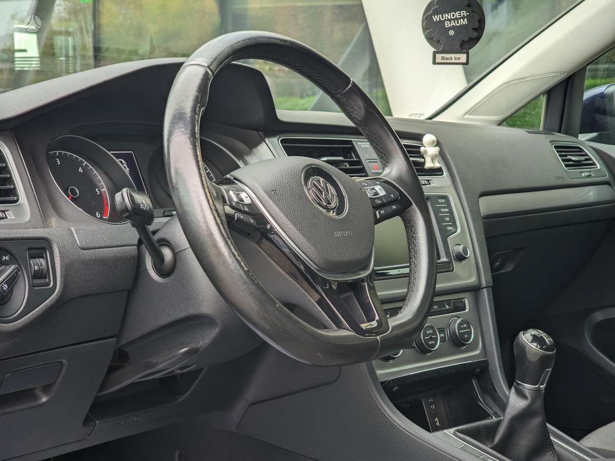 Volkswagen Golf, 1.6 l., Хэтчбек
