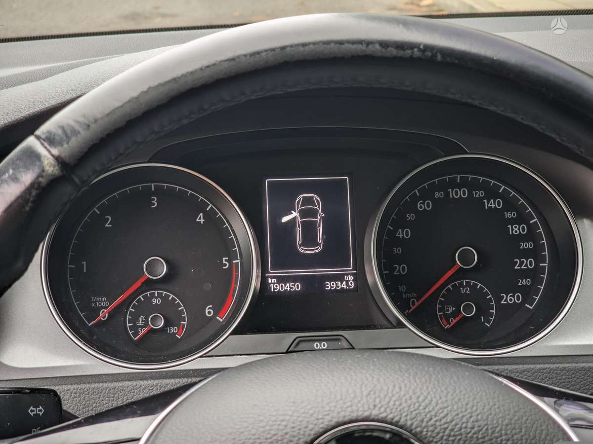 Volkswagen Golf, 1.6 l., Хэтчбек