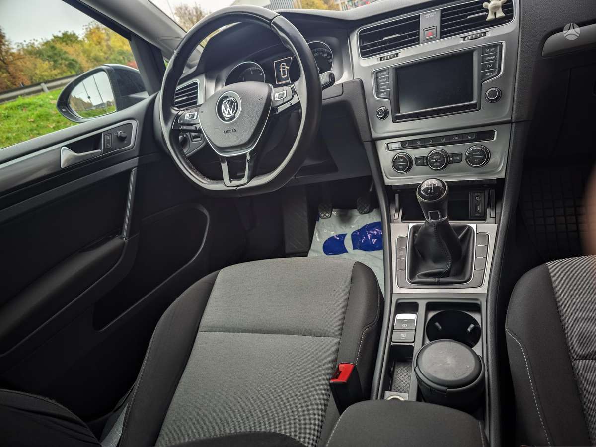 Volkswagen Golf, 1.6 l., Хэтчбек