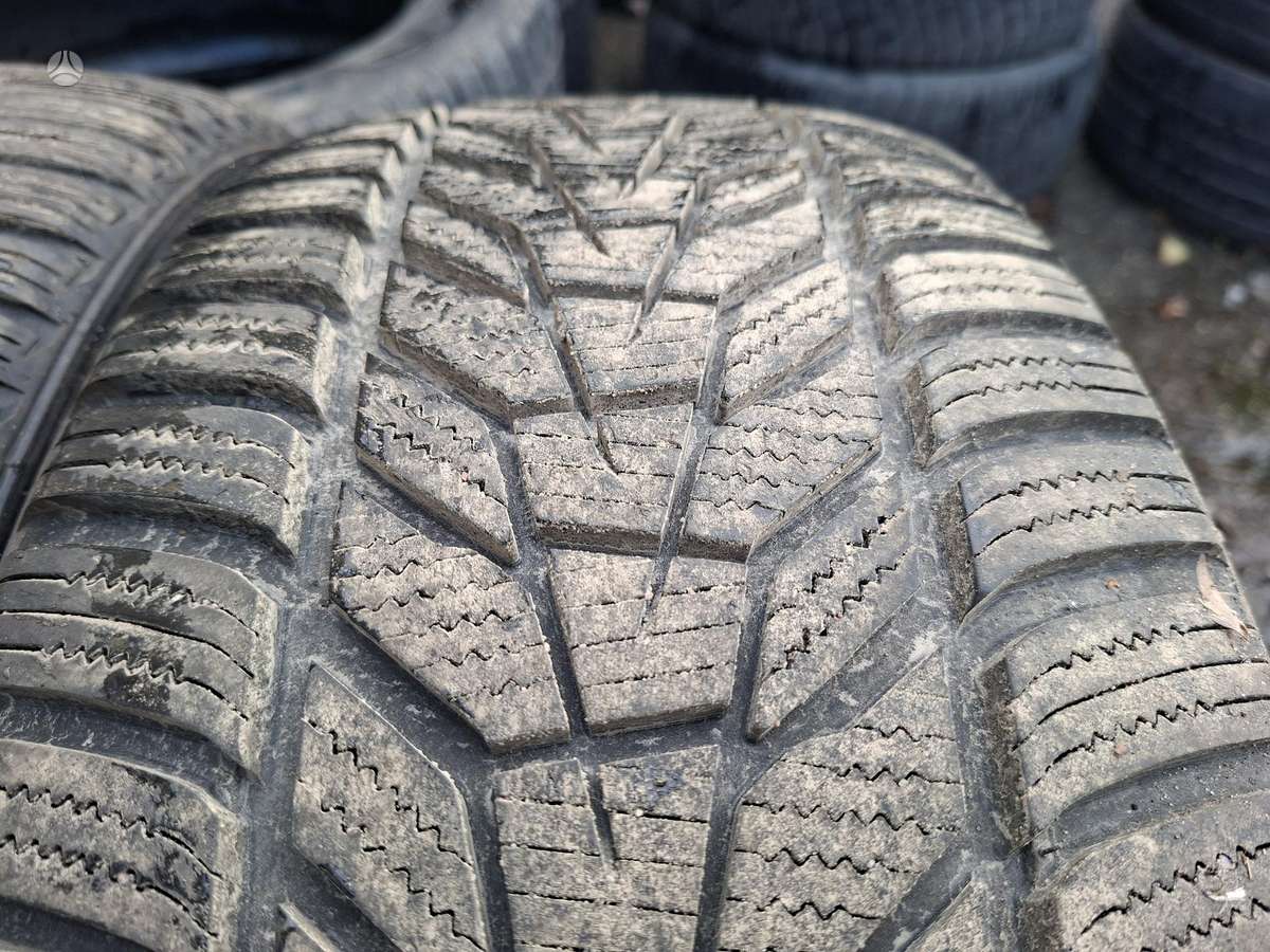 Hankook, winter 235/45 R19