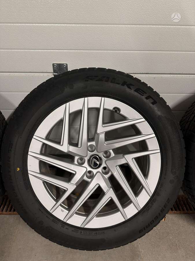 Falken, зимние 235/60 R19