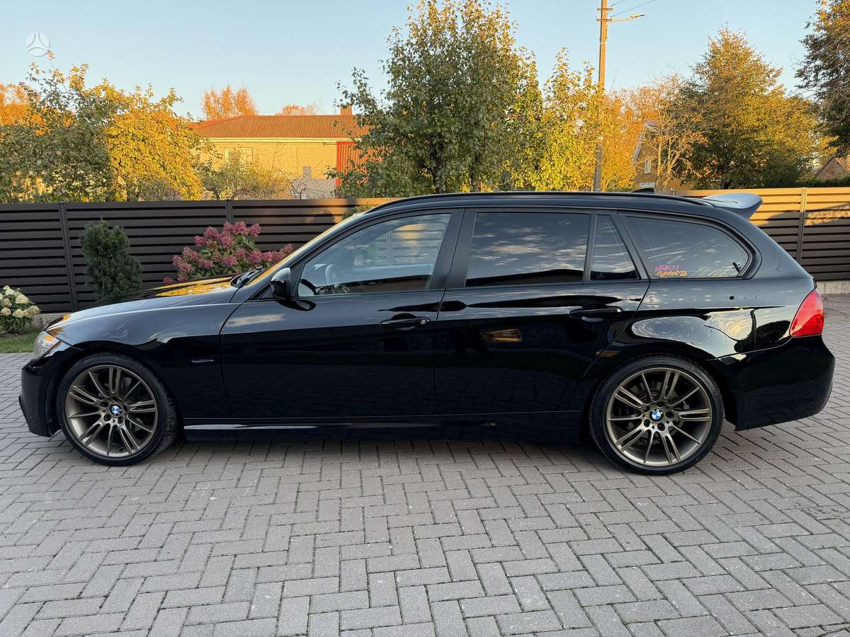 BMW 320, 2.0 l., wagon