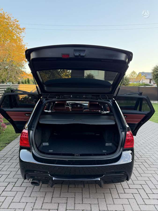 BMW 320, 2.0 l., wagon
