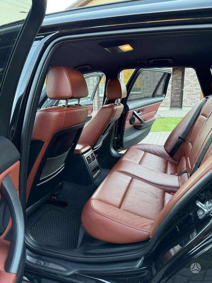 BMW 320, 2.0 l., wagon