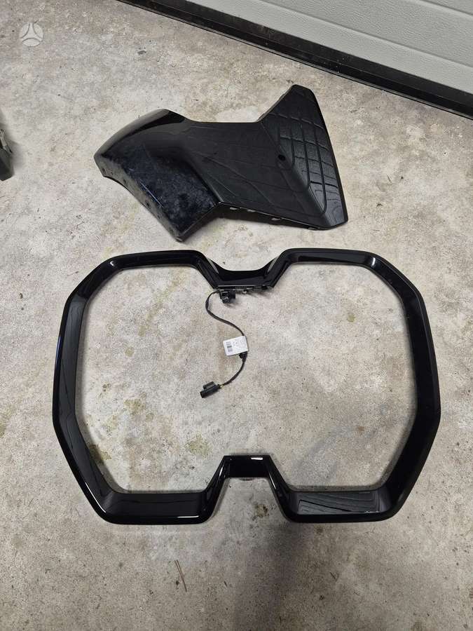 BMW iX bumper reinforcement