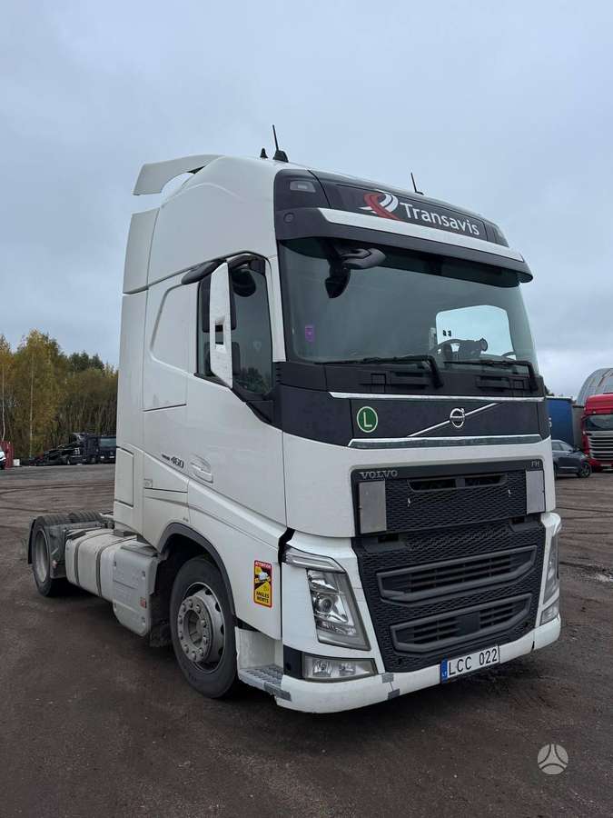 Volvo FH460, double sleeper