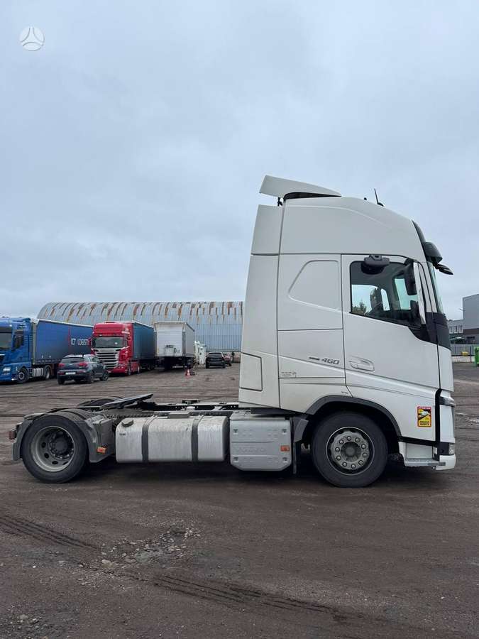 Volvo FH460, double sleeper