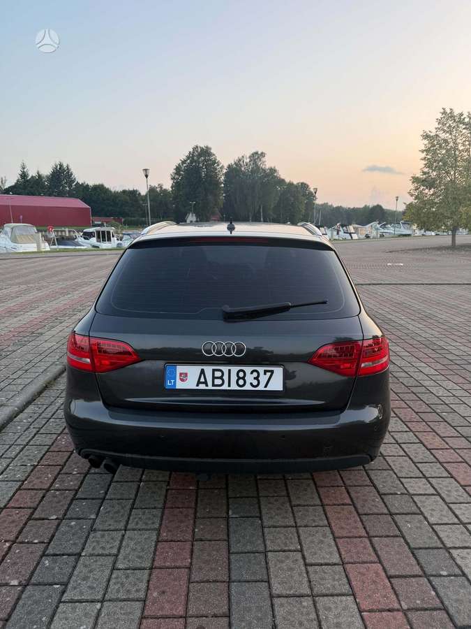 Audi A4, 1.8 l., Универсал