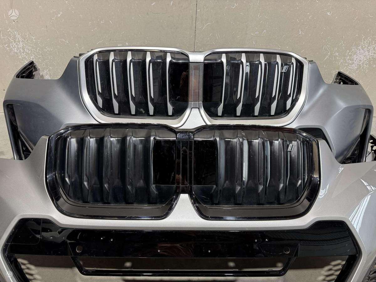 BMW iX1