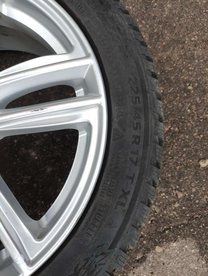 Continental, winter 225/45 R17