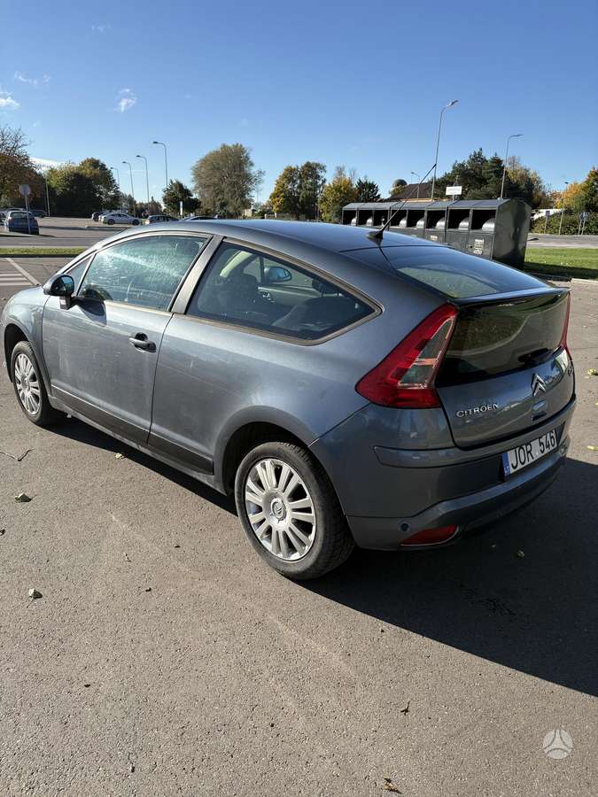 Citroen C4, 1.6 l., hatchback