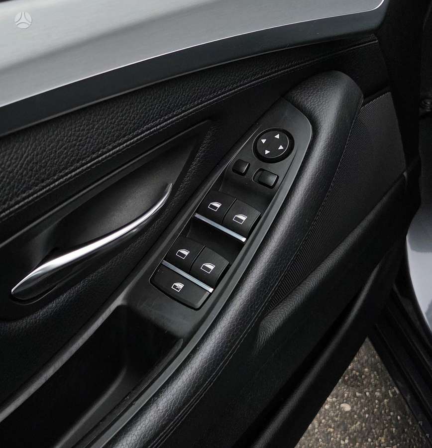 BMW 520, 2.0 l., wagon
