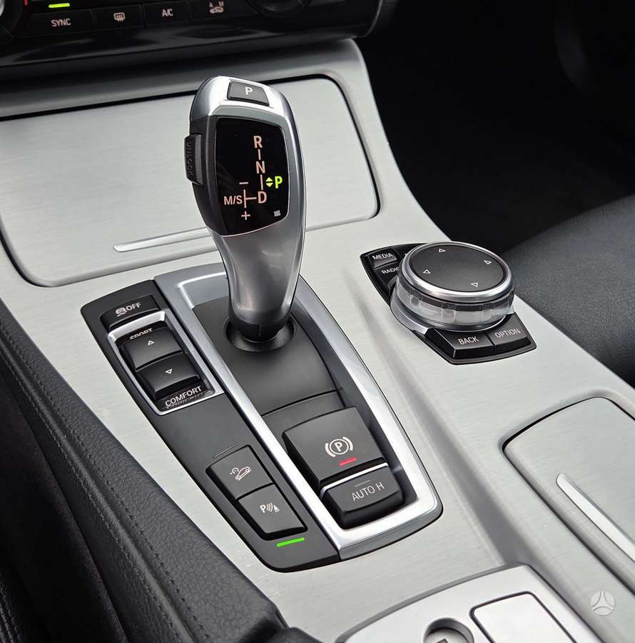 BMW 520, 2.0 l., wagon