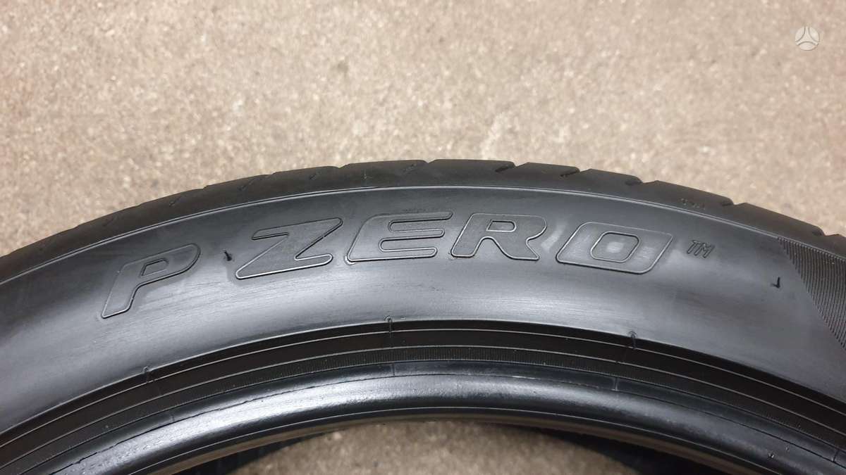 Pirelli PZero TM, летние 235/45 R20